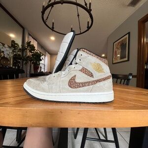 Jordan 1 mid men size 8 shoes brown athletic basketball sneakers